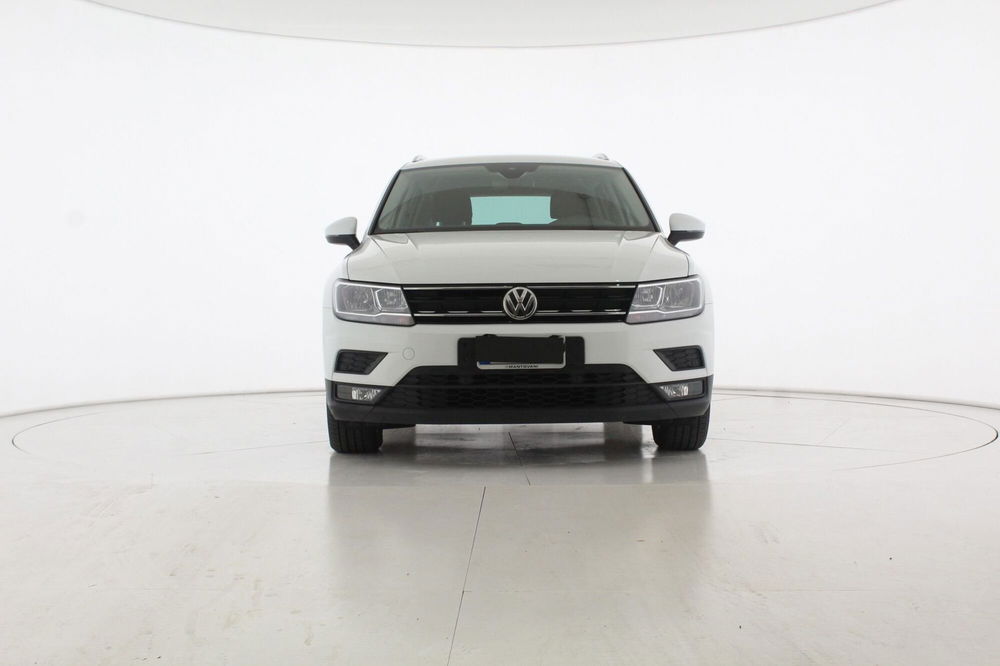 Volkswagen Tiguan 1.6 TDI SCR Business BlueMotion Technology  del 2018 usata a Bastia Umbra (2)