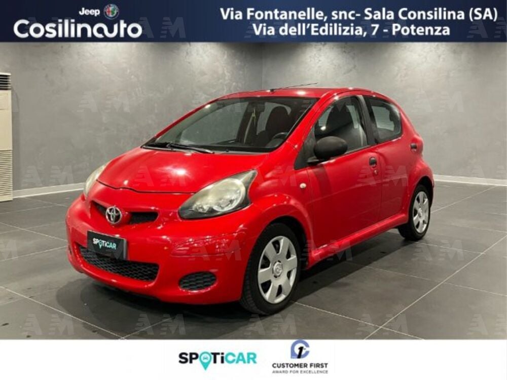 Toyota Aygo 1.0 12V VVT-i 5 porte Sol  del 2010 usata a Sala Consilina