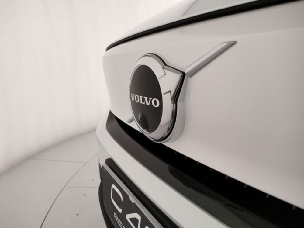 Volvo C40 nuova a Modena (17)