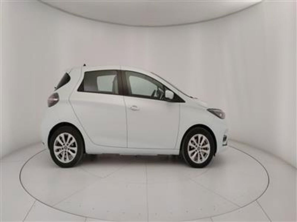 Renault Zoe usata a Bari (9)