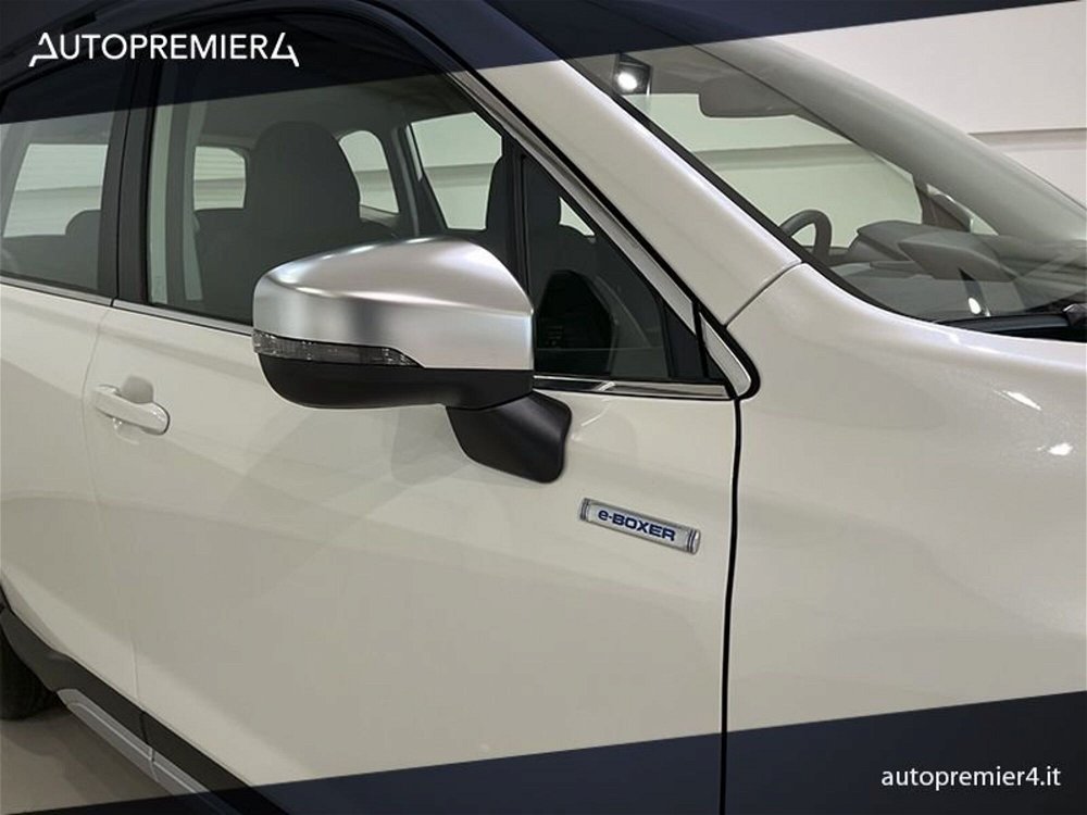Subaru Forester 2.0 e-Boxer MHEV CVT Lineartronic Free  nuova a Como (4)