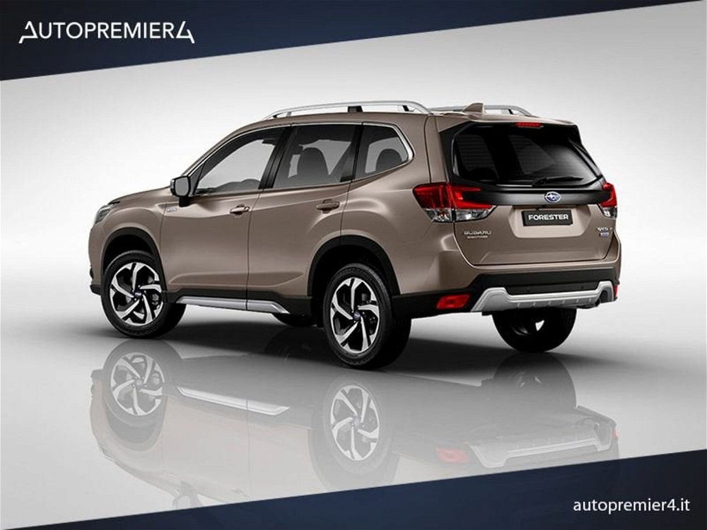 Subaru Forester 2.0 e-Boxer MHEV CVT Lineartronic Premium  nuova a Como (4)