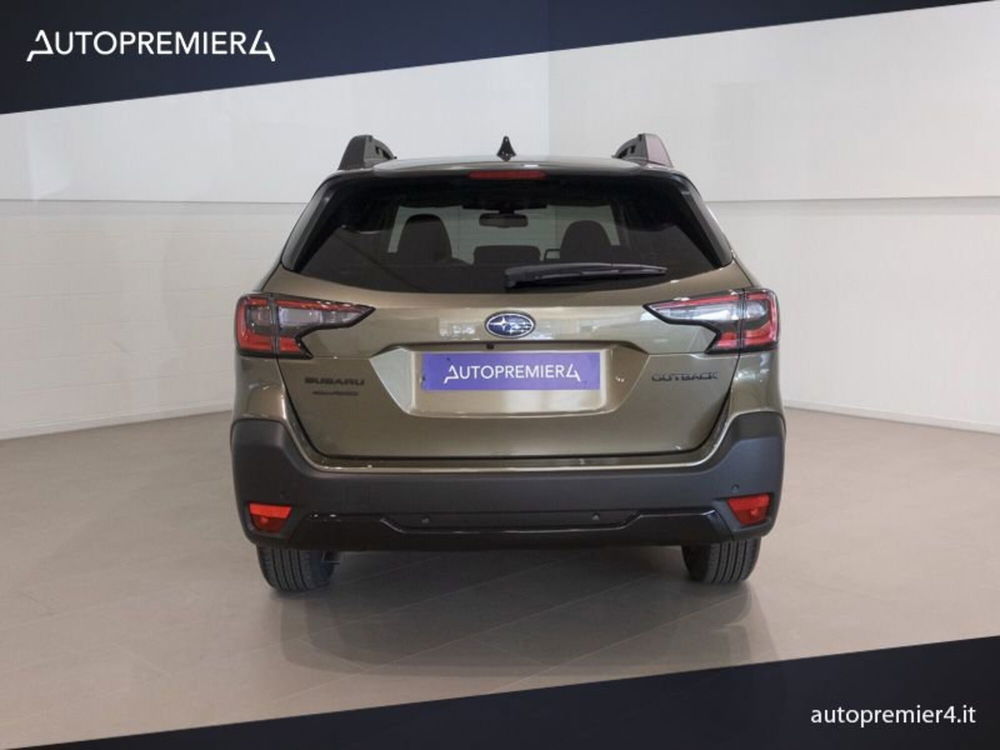 Subaru Outback nuova a Como (12)