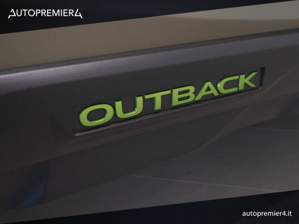 Subaru Outback nuova a Como (19)