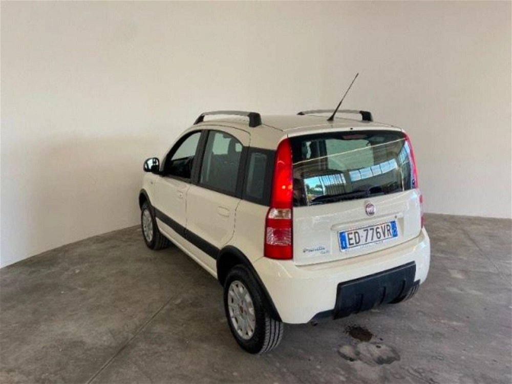 Fiat Panda 1.2 4x4 Climbing  del 2011 usata a Ancona (5)