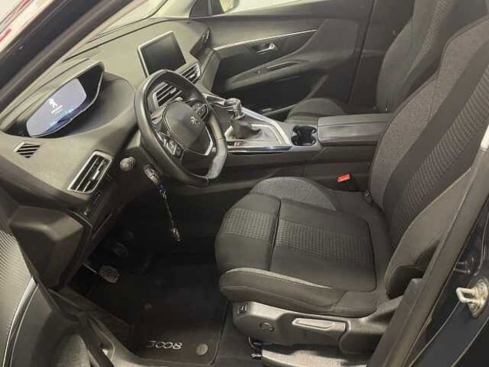 Peugeot 3008 usata a Napoli (12)