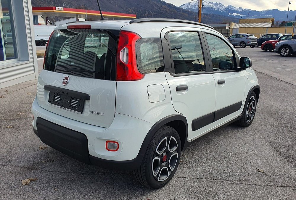 Fiat Panda 1.0 FireFly S&S Hybrid City Cross  del 2022 usata a Belluno (3)