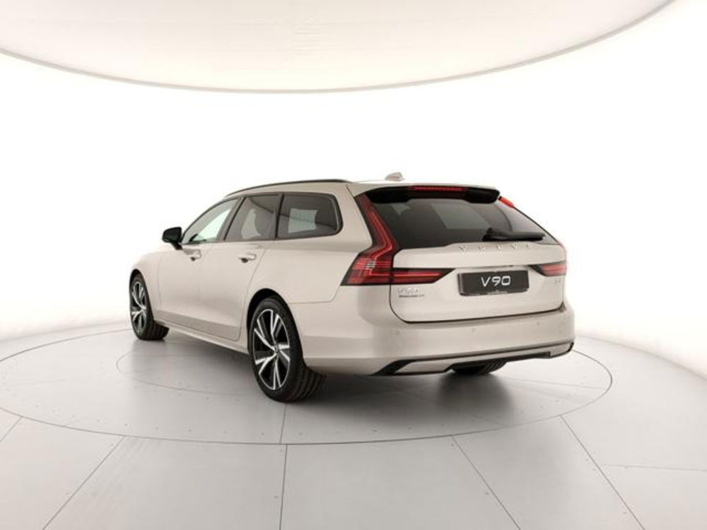 Volvo V90 nuova a Modena (3)