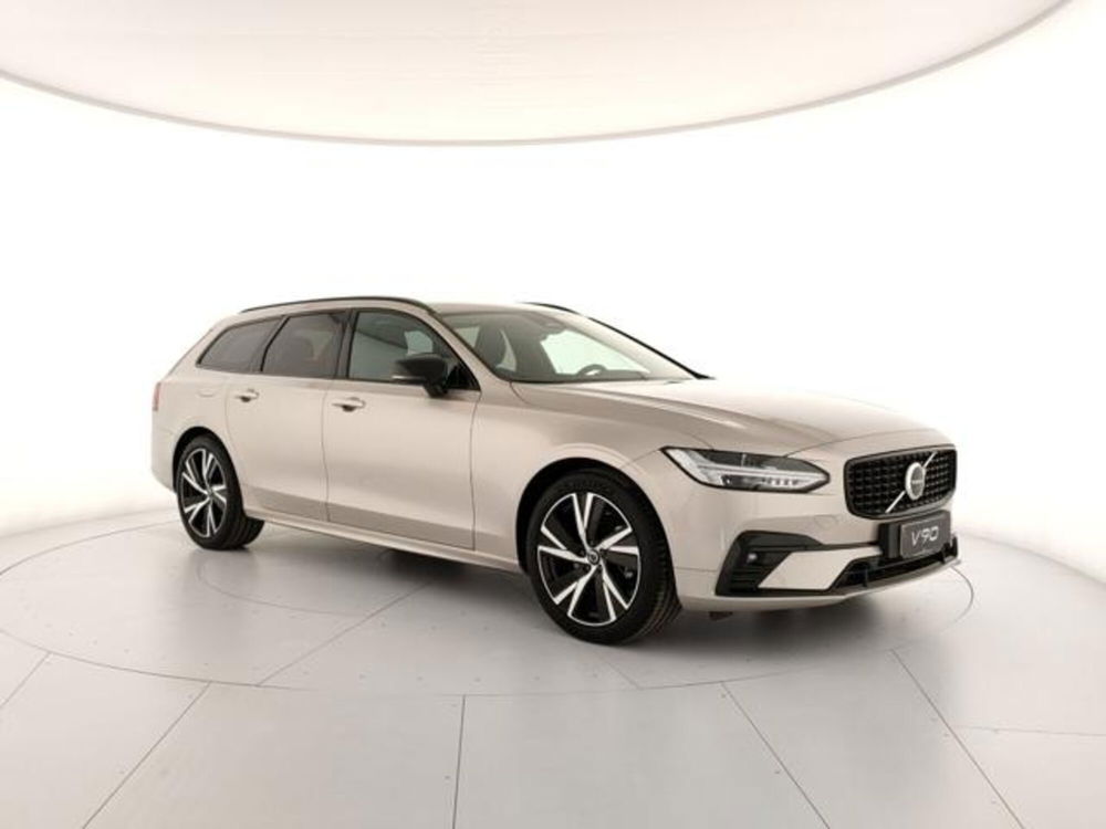 Volvo V90 nuova a Modena (6)