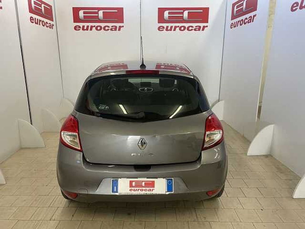 Renault Clio usata a Napoli (5)