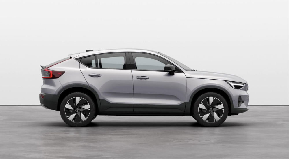 Volvo C40 Recharge Twin Motor AWD Ultimate  nuova a Como (3)