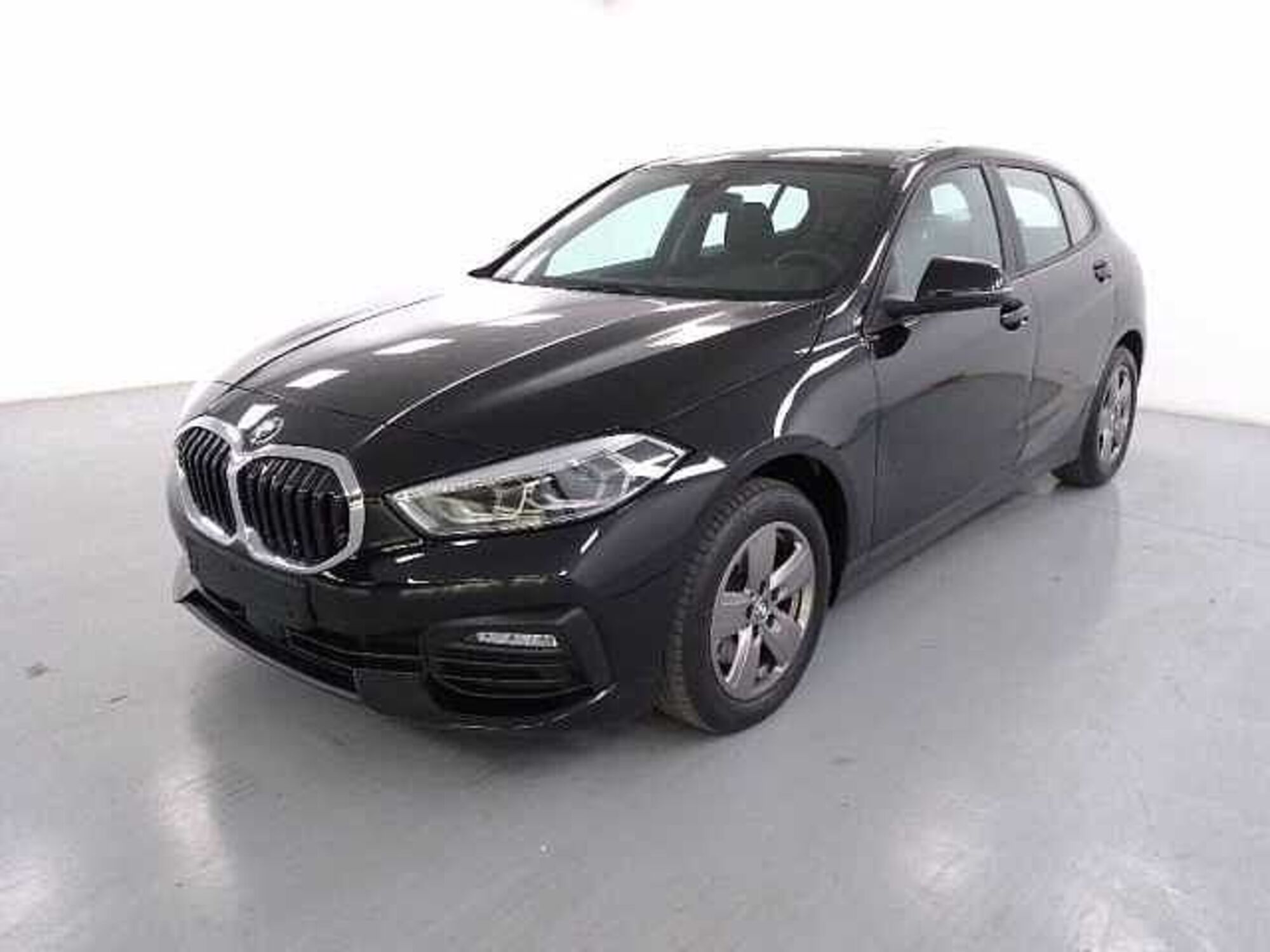 BMW Serie 1 118i Business Advantage 136cv auto del 2022 usata a Cuneo