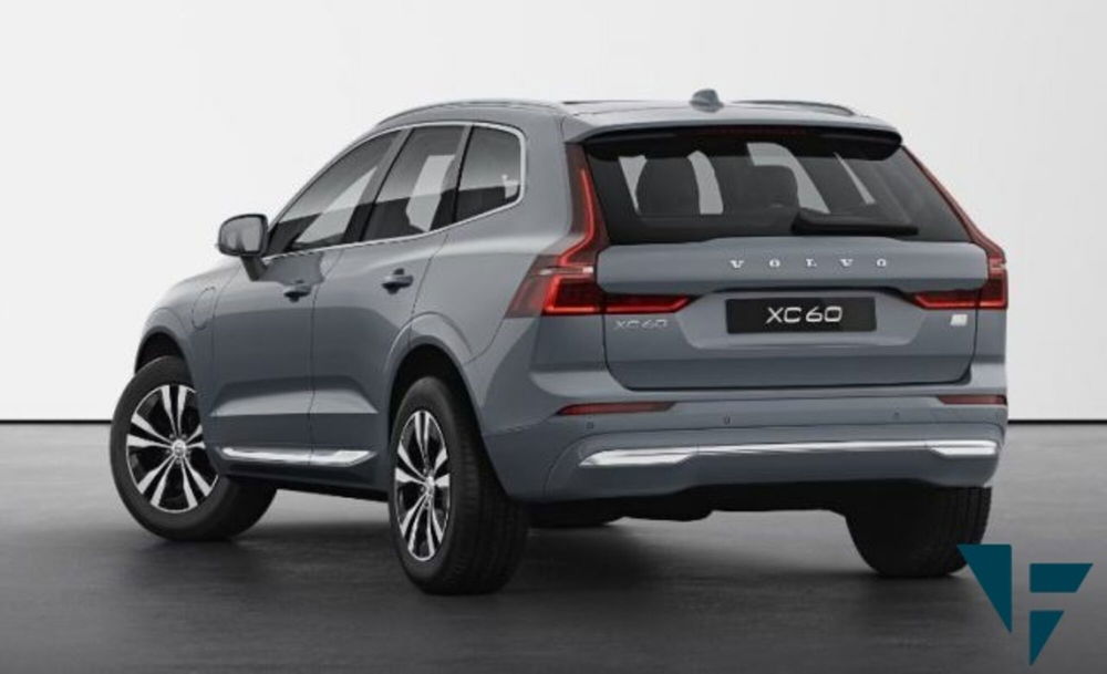 Volvo XC60 nuova a Udine (3)