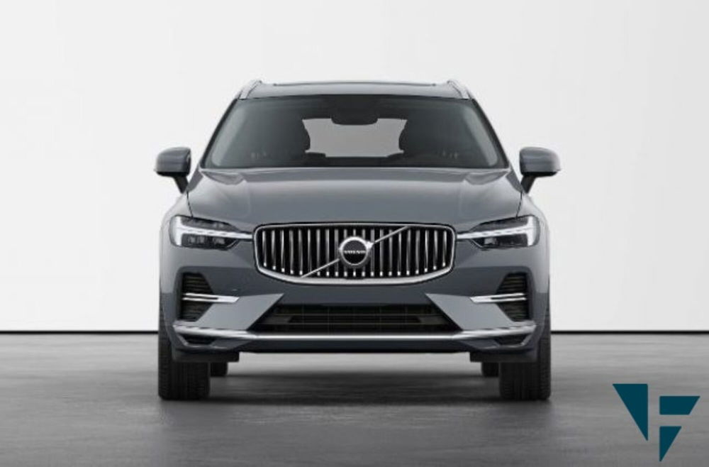 Volvo XC60 nuova a Udine (5)