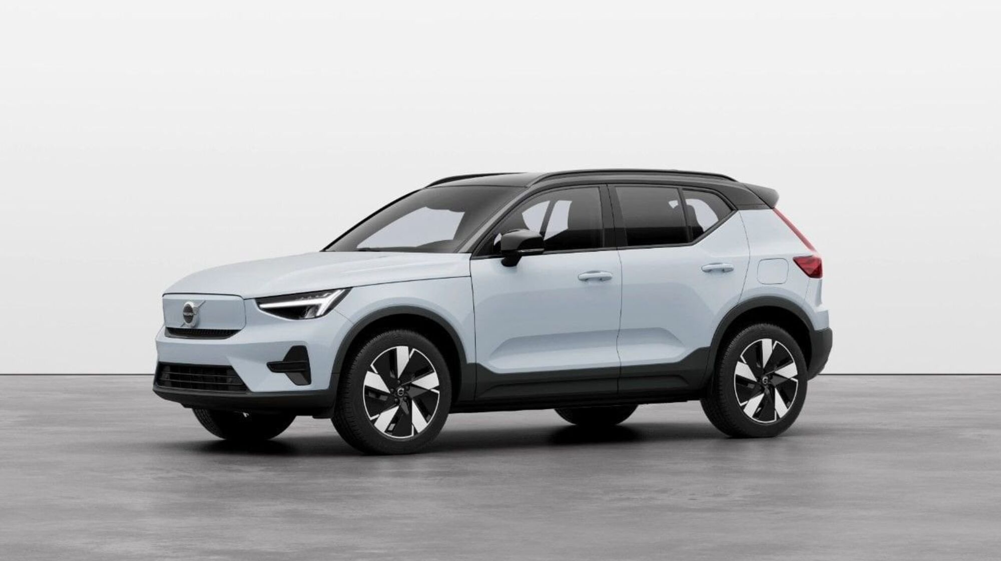 Volvo XC40 Recharge Pure Electric Single Motor FWD Plus N1 nuova a Como