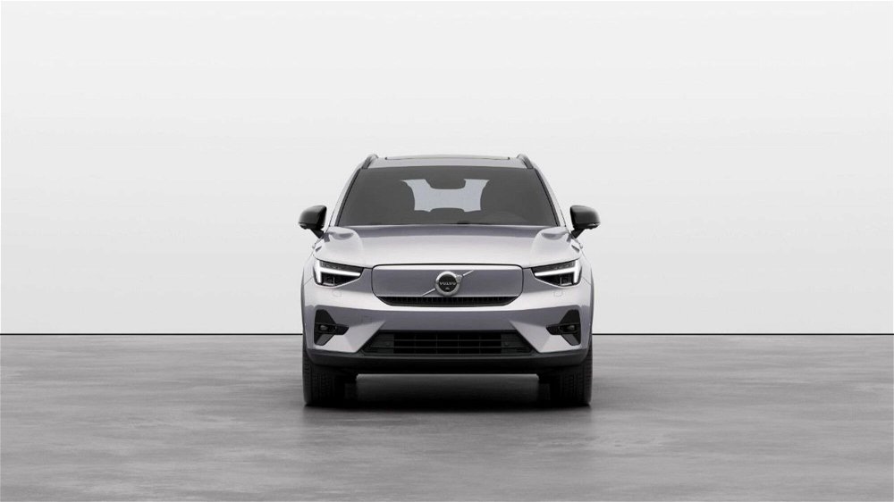 Volvo XC40 Recharge Pure Electric Twin Motor AWD Ultimate  nuova a Como (4)