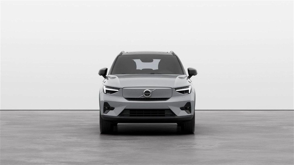 Volvo XC40 Recharge Pure Electric Twin Motor AWD Ultimate  nuova a Como (5)