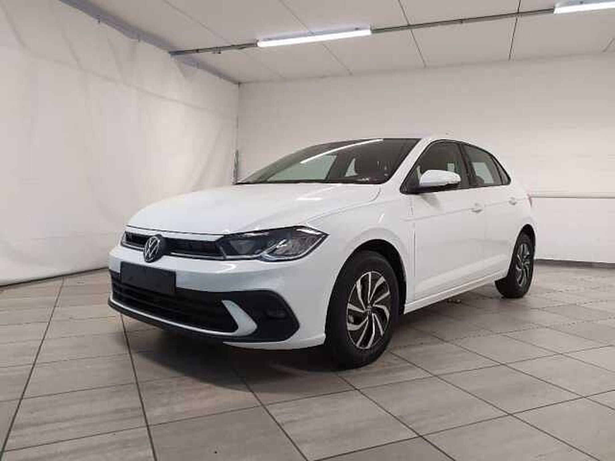 Volkswagen Polo 1.0 tsi Style 95cv nuova a Cuneo