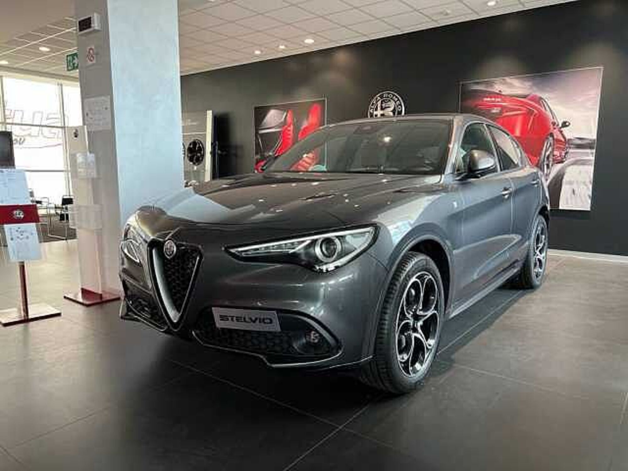 Alfa Romeo Stelvio 2.2 t Sprint Q4 210cv auto nuova a Cuneo