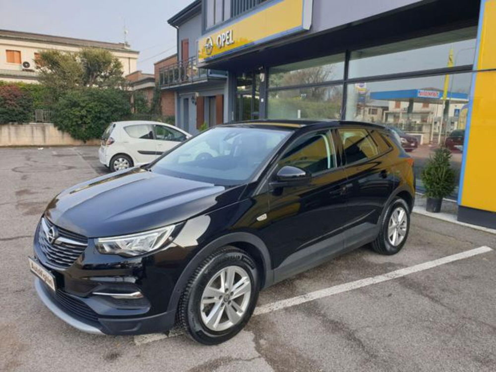 Opel Grandland X 1.5 diesel Ecotec Start&Stop Elegance  del 2021 usata a Sanguinetto (3)