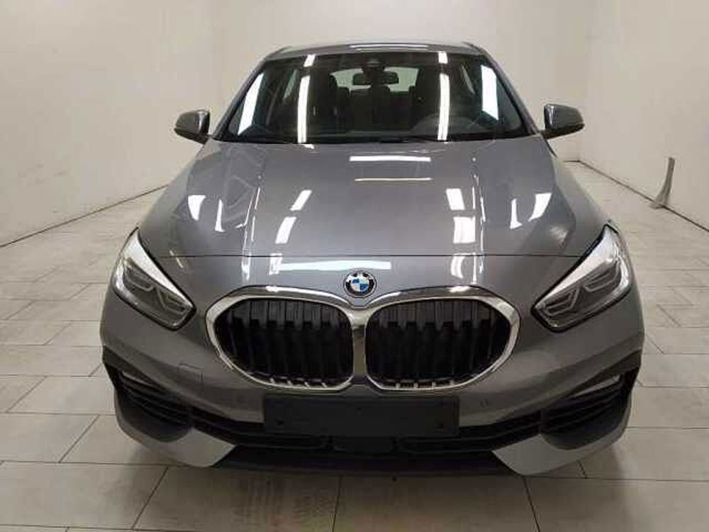 BMW Serie 1 118i Business Advantage 136cv auto del 2022 usata a Cuneo (2)