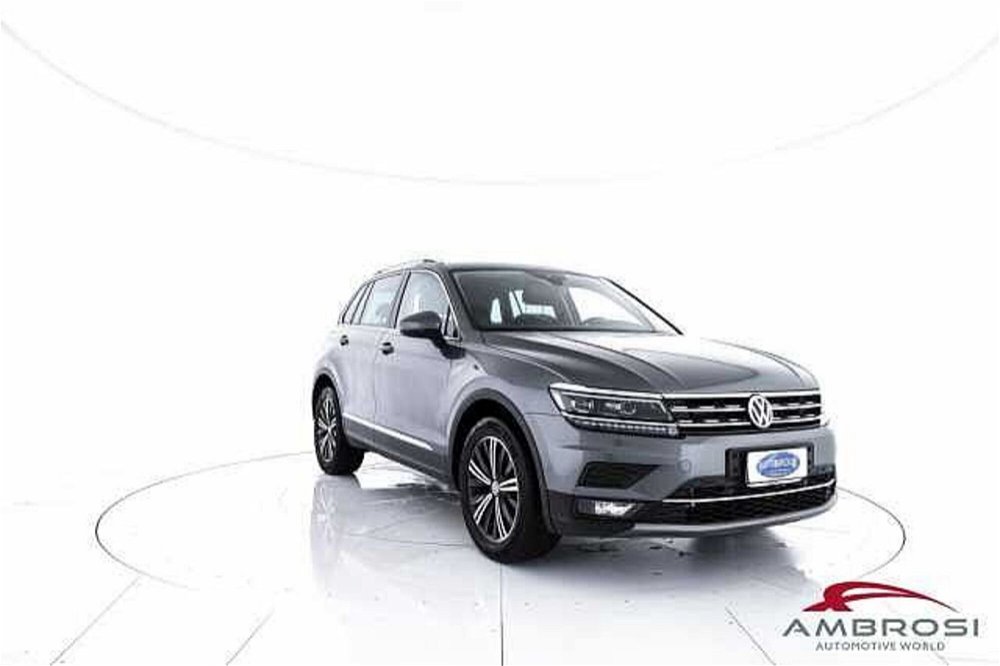 Volkswagen Tiguan 2.0 TDI 150 CV SCR DSG 4MOTION Life del 2018 usata a Viterbo (2)