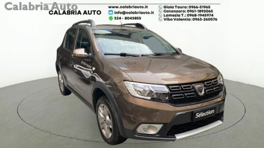 Dacia Sandero Stepway 1.5 Blue dCi 95 CV Comfort  del 2019 usata a Gioia Tauro (2)