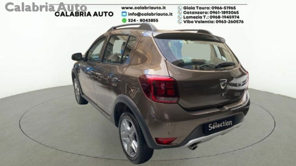 Dacia Sandero Stepway 1.5 Blue dCi 95 CV Comfort  del 2019 usata a Gioia Tauro (4)