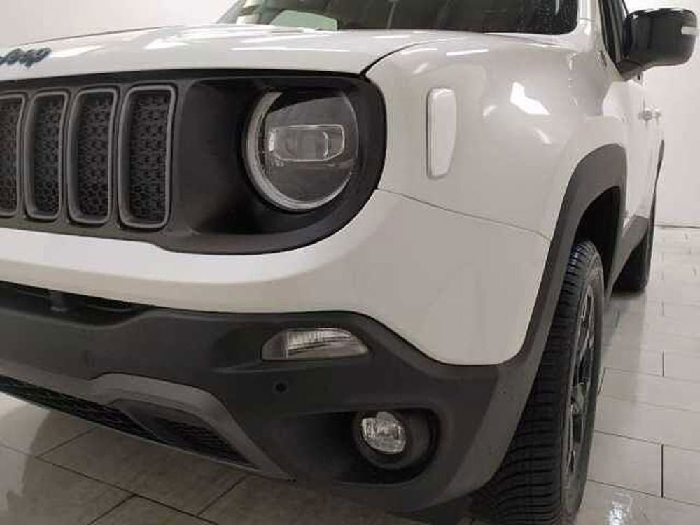 Jeep Renegade nuova a Cuneo (12)