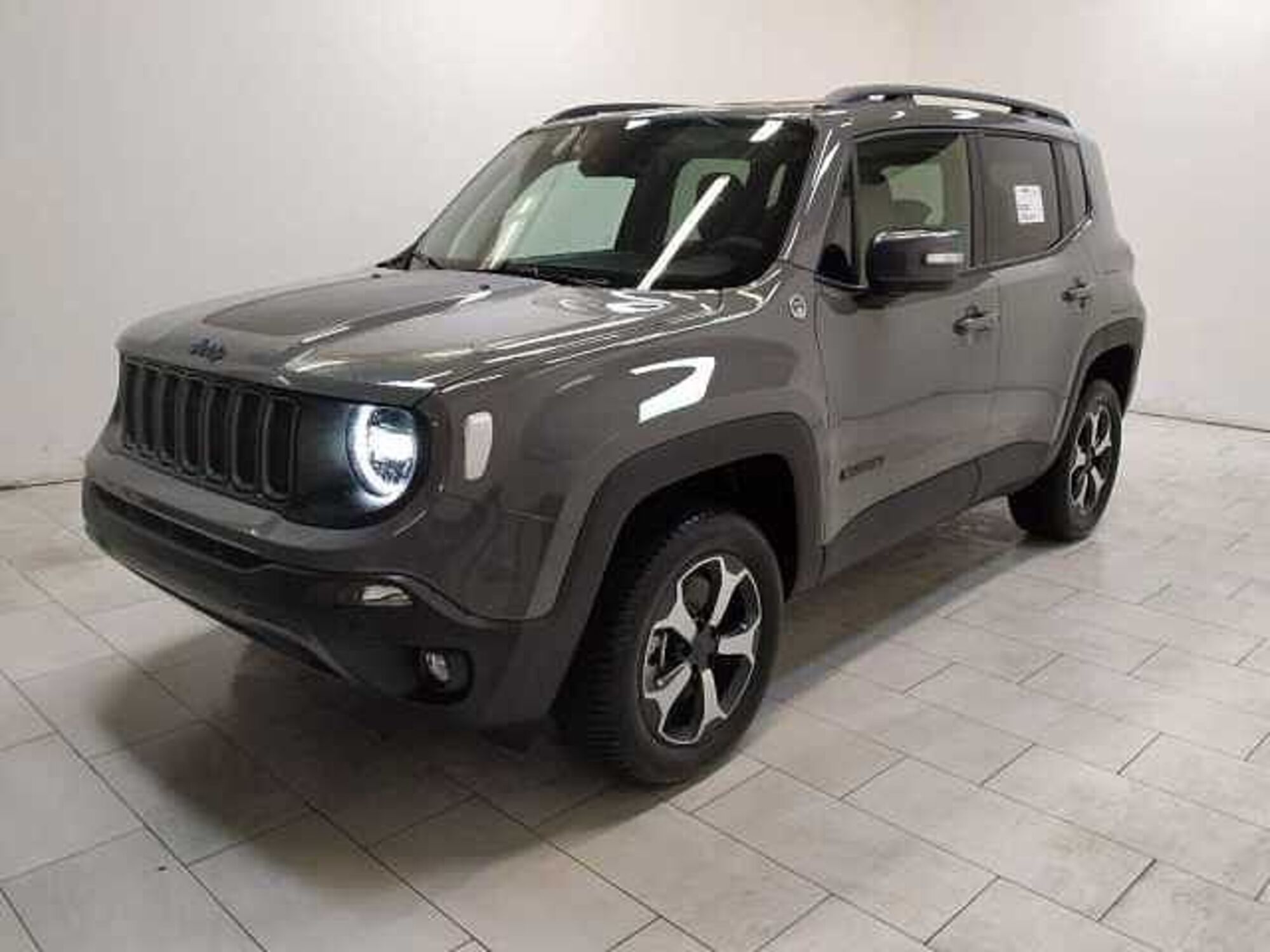 Jeep Renegade 1.3 T4 240CV PHEV 4xe AT6 Trailhawk  nuova a Cuneo