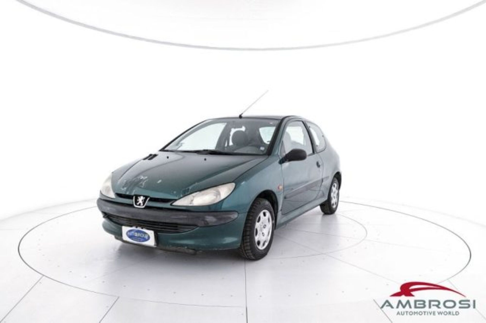 Peugeot 206 3p. XT  del 1998 usata a Corciano