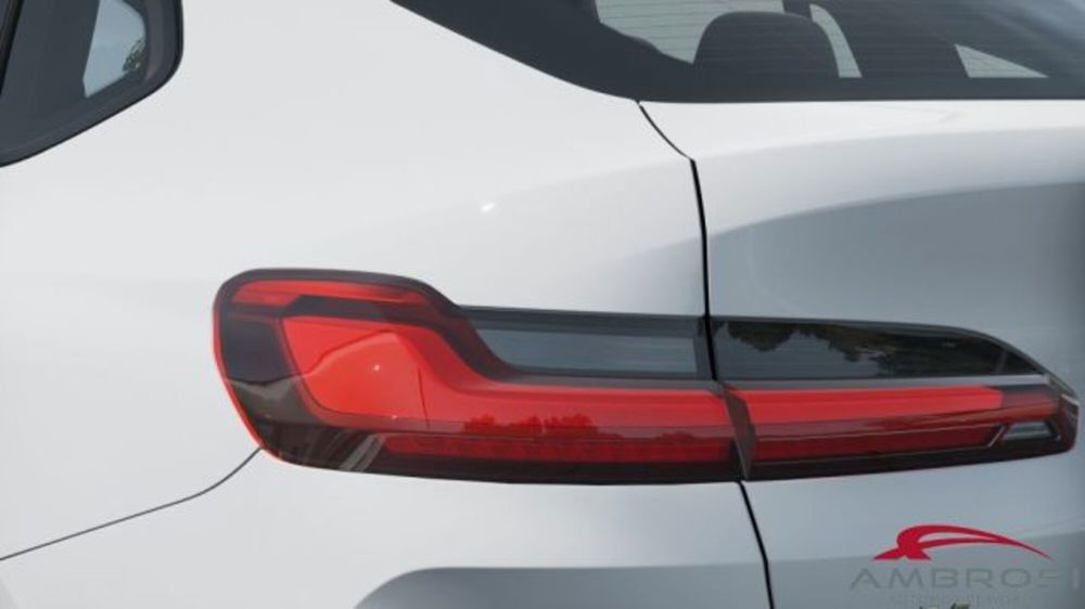 BMW X4 nuova a Perugia (8)