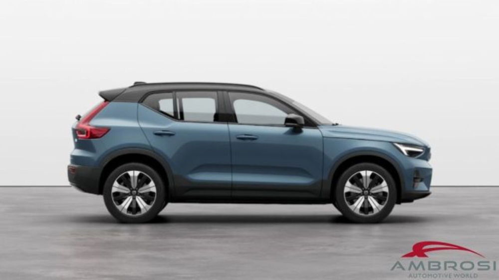 Volvo XC40 Recharge Pure Electric Twin Motor AWD Ultimate  nuova a Corciano (2)