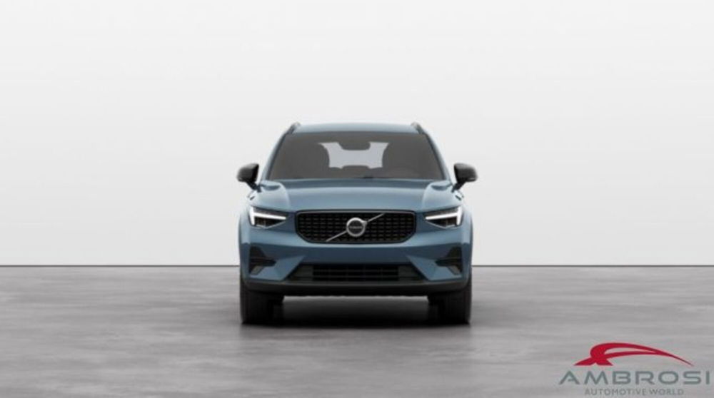 Volvo XC40 nuova a Perugia (4)