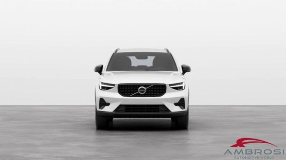 Volvo XC40 nuova a Perugia (4)