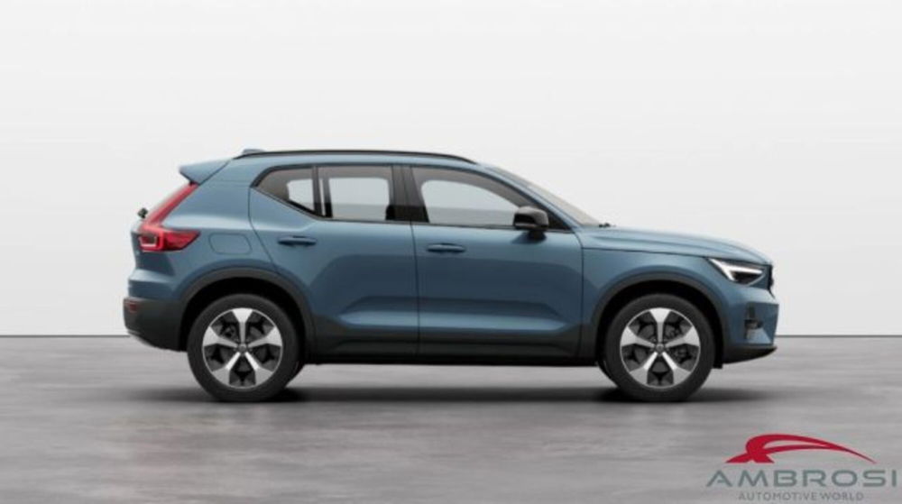 Volvo XC40 nuova a Perugia (2)