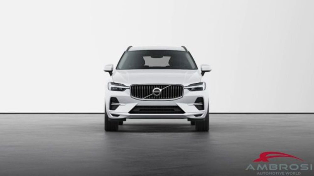 Volvo XC60 nuova a Perugia (4)