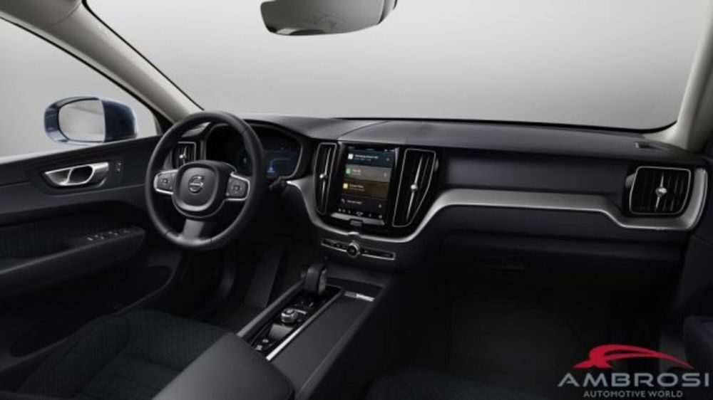 Volvo XC60 nuova a Perugia (7)