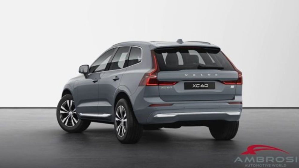 Volvo XC60 nuova a Perugia (3)