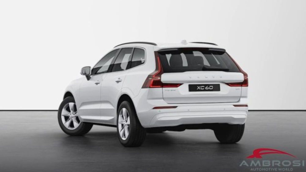 Volvo XC60 nuova a Perugia (3)