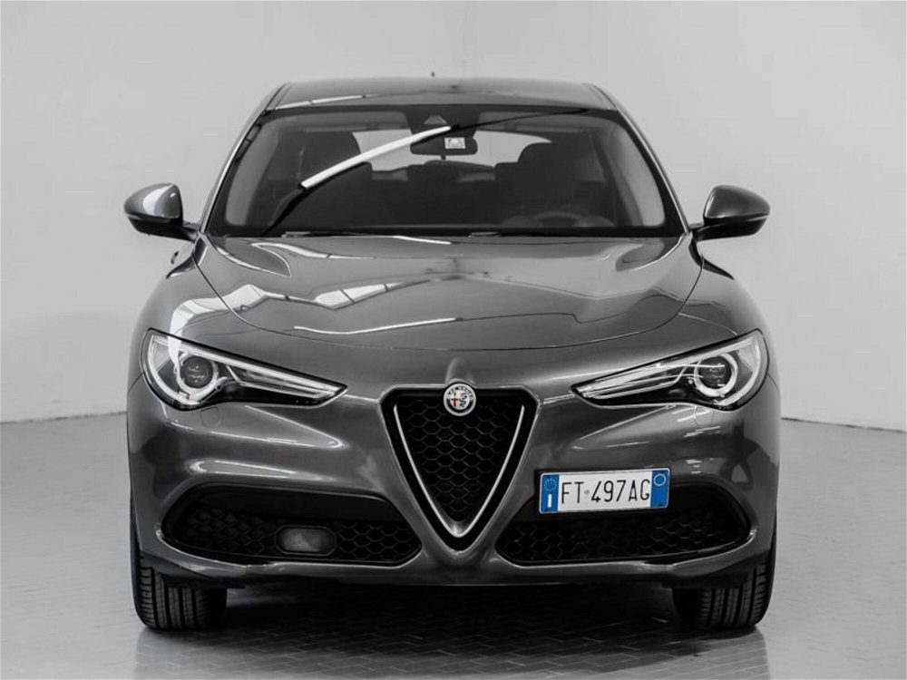 Alfa Romeo Stelvio Stelvio 2.2 Turbodiesel 190 CV AT8 Q4 Business  del 2018 usata a Prato (5)