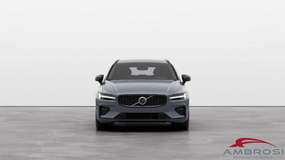 Volvo V60 B4 automatico Plus Dark  nuova a Corciano (5)