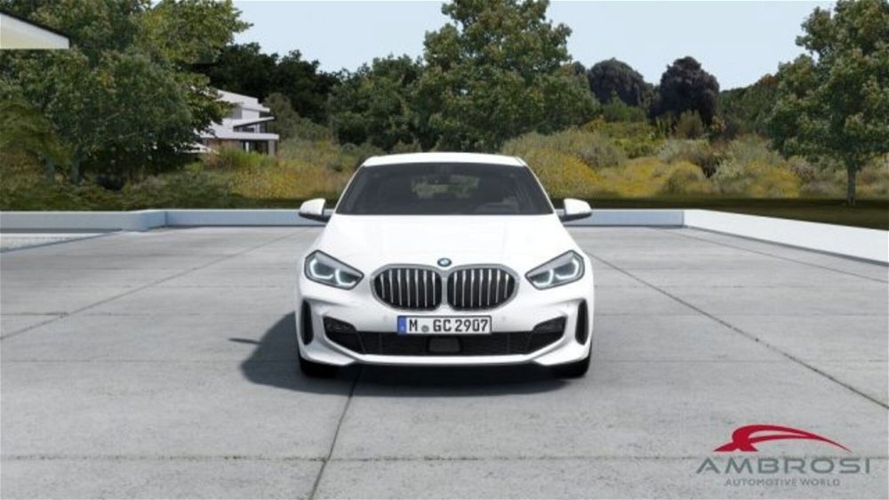 BMW Serie 1 116d 2.0 116CV cat 5 porte Attiva DPF nuova a Corciano (3)