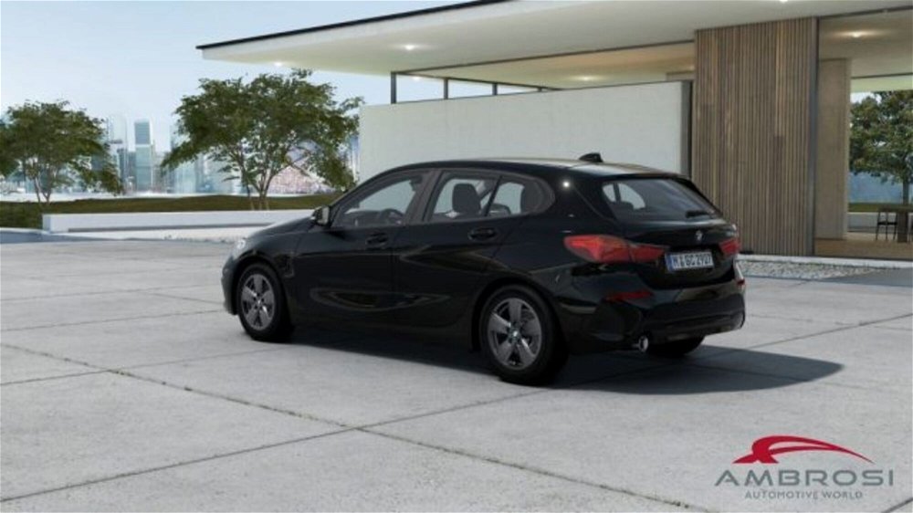 BMW Serie 1 116d 2.0 116CV cat 5 porte Attiva DPF  nuova a Corciano (2)