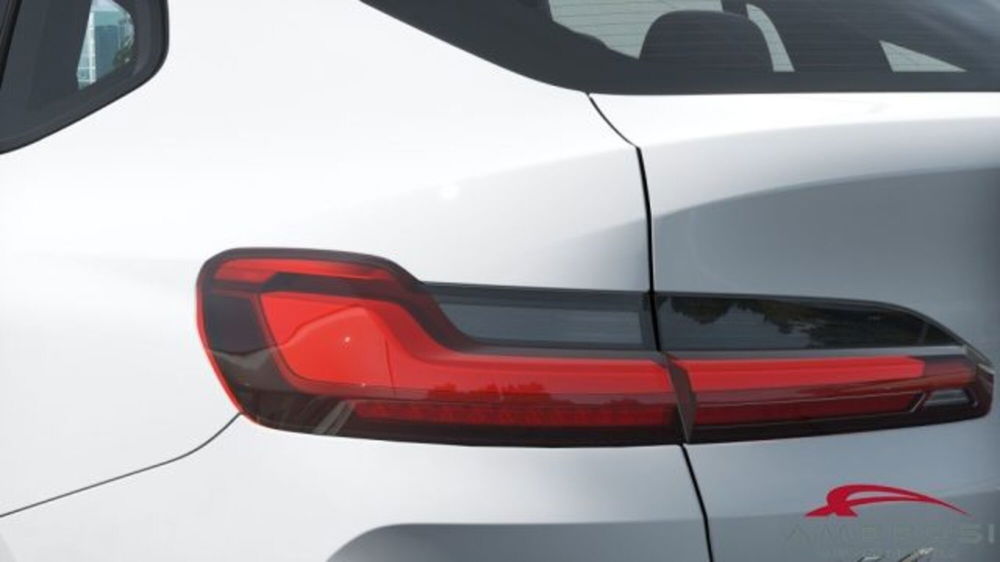 BMW X4 nuova a Perugia (8)