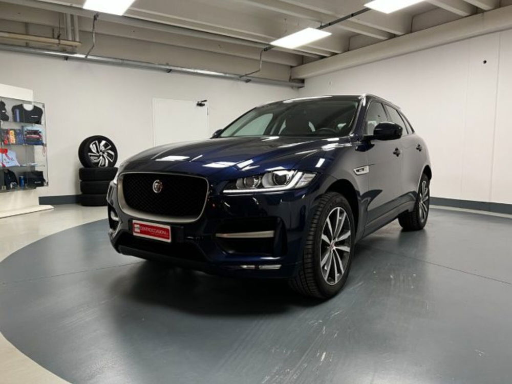 Jaguar F-Pace usata a Brescia (16)