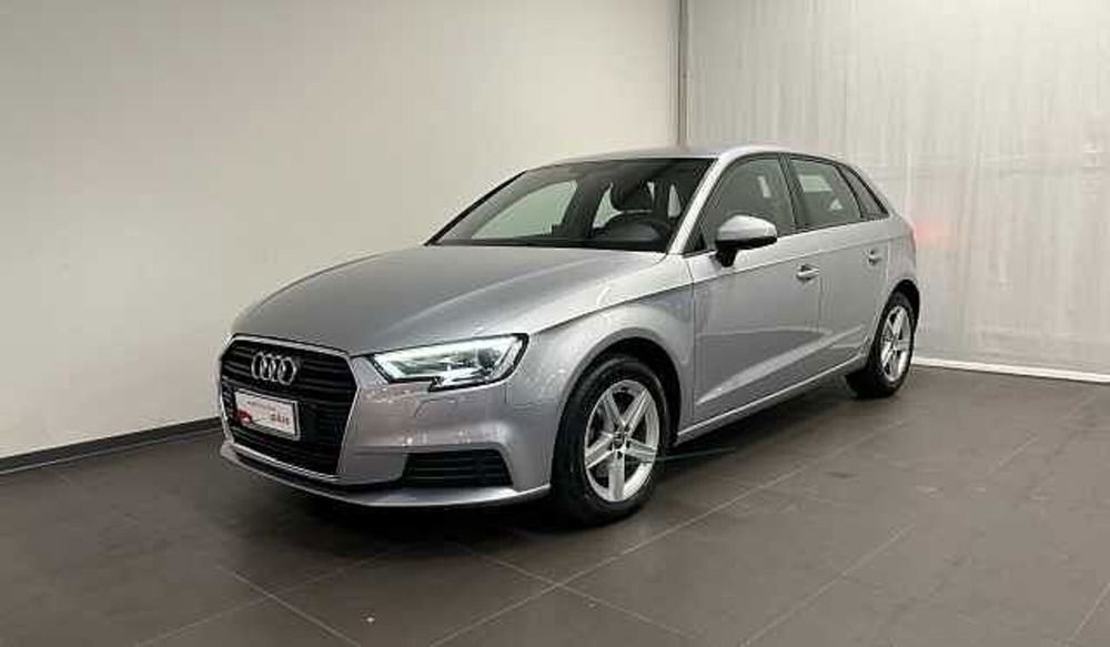 Audi A3 Sportback 2.0 TDI S tronic Business  del 2018 usata a Lucca