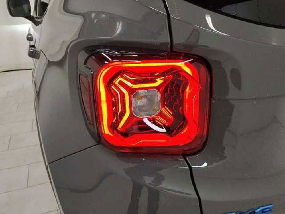 Jeep Renegade nuova a Cuneo (10)