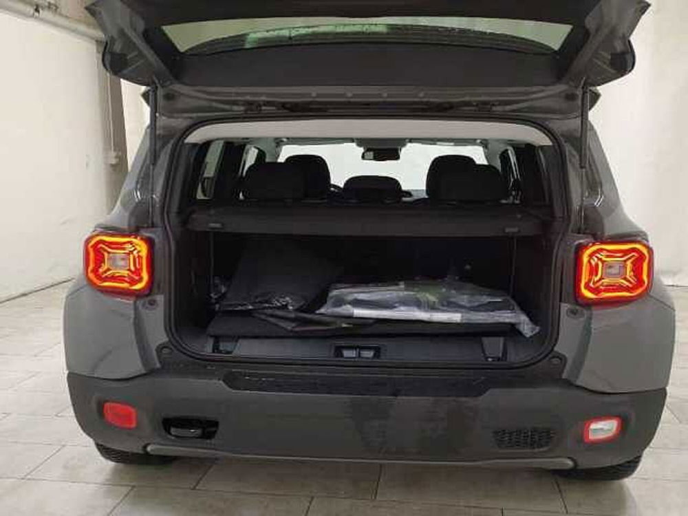 Jeep Renegade nuova a Cuneo (7)