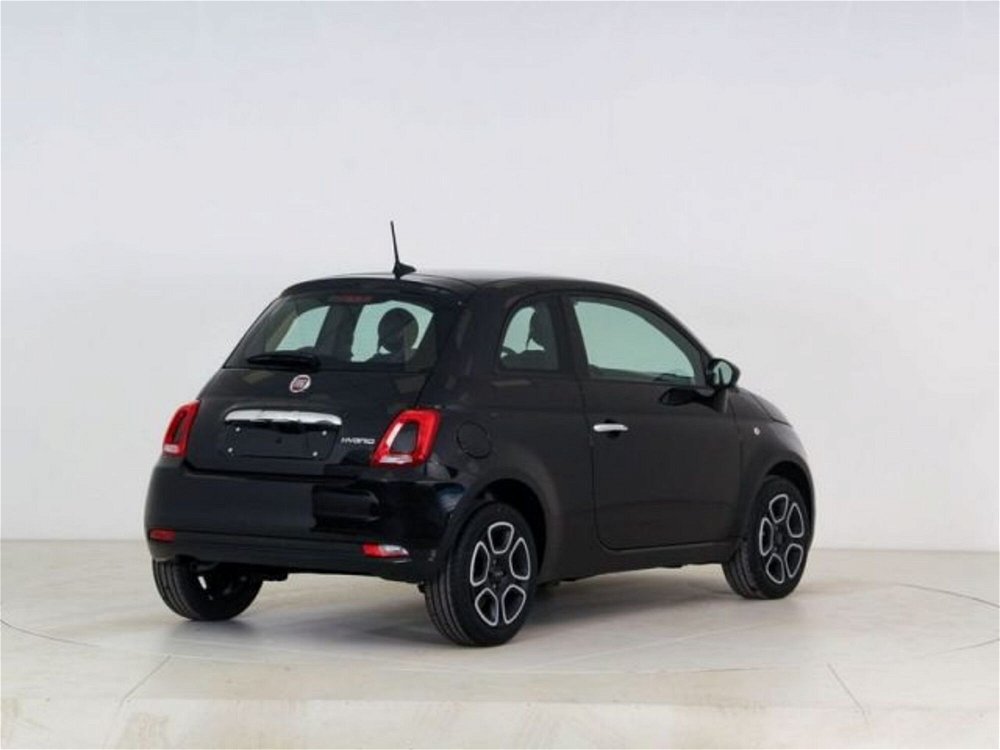Fiat 500 1.0 Hybrid Pop nuova a Bassano del Grappa (4)